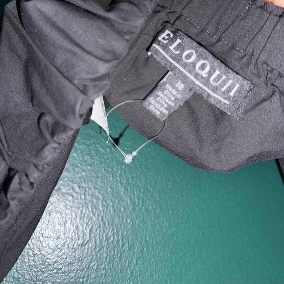 ELOQUII Strapless Peplum Ruffle Top | Size 18 - Picture 2 of 3